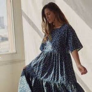 Christy Dawn Navy poppy Theo